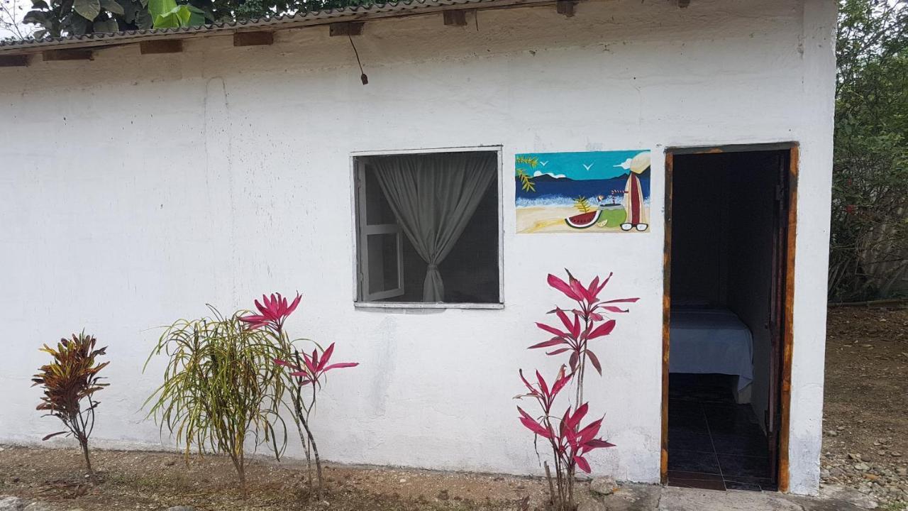 Montanita Garden Hostal Dış mekan fotoğraf