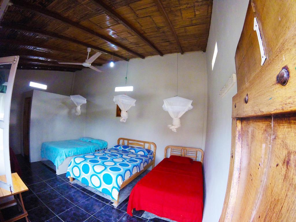 Montanita Garden Hostal Dış mekan fotoğraf